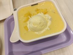 芒果冰激凌球-满记甜品(金帝银泰城店)