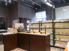 面包甜点陈列柜-爱丽优甜ellyelly