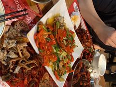 -李双猪·小龙虾·烧烤·羊肉煲(乐山店)