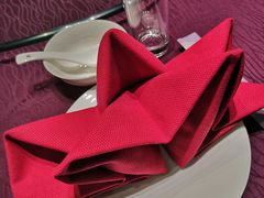 -上海滴水湖皇冠假日酒店