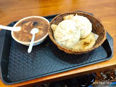-穆彦华逍遥镇胡辣汤(岗坡路店)