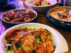 顺风猪耳-春风十里烧烤音乐吧(实力乐队驻唱三元里店)