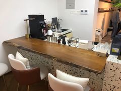 -Line 咖啡(石厦花园店)