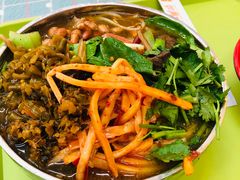 -红鼻子桂林米粉(金唐新光界店)