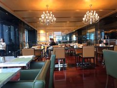 -上海龙之梦万丽酒店