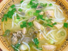-正宗李家土鸡米线店