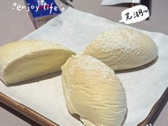 雪山奶露包-小炳胜(卓悦中心店)