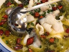 酸菜鱼-东江渔村(皇悦店)