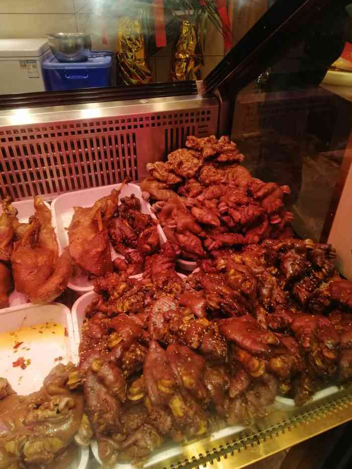 耍家猪脚-"这家店就在小区楼下对于好吃的我来说时不时.