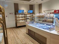 面包甜点陈列柜-85度C(株洲新华西店)
