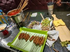 -依呀呀ktv烧烤小串(中山西路店)