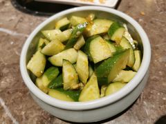 凉拌黄瓜-三人行骨头王火锅(长寿店)