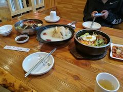 -百年石锅饭·朝鲜族传统民餐