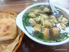 鸭蛋黄馄饨-吉云馄饨(桑梓路店)