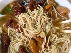 牛腩拼猪肠粉-海幢瑞芳饮食店