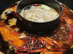 菌汤鸳鸯锅-椒香城门口重庆老火锅(宝安固戍店)