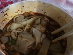 -覃肥叔桂林米粉(粮道街店)