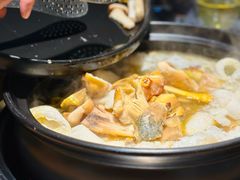 -一朵菌·野生菌探索家火锅(南亚店)