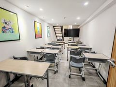 -公园前(地铁站)