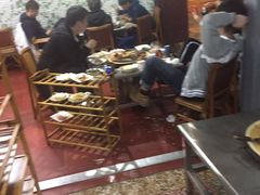 大堂-老字号.雅克白族石板烧十年老店(大理古城店)