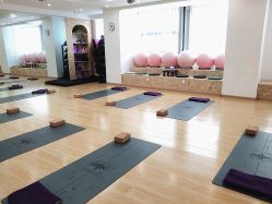 -Your Yoga Pilates·瑜伽普拉提习练室