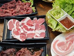 -韩风烤牛肉冷面店