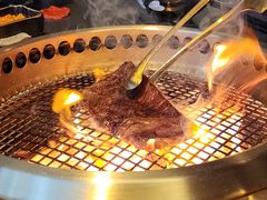 -铭牛烧肉·和牛海鲜自助(高新月牙湖店)