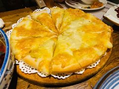 榴莲披萨-胡桃里音乐酒馆(环亚凯瑟琳广场店)