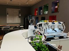 -潮一不贰·法式甜品·生日蛋糕·西式简餐(外滩店)