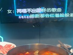 -唯爱KTV聚会餐厅(仙林东城汇店)