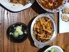 -东来菜馆•手抓海鲜家常菜•海鲜锅贴(鸽子窝店)