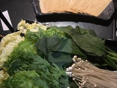 -新哥老官·畅吃123·美蛙世界(苏宁广场店)