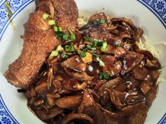 -沪西老弄堂面馆(定西路店)