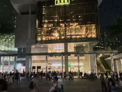 -东荟城名店仓