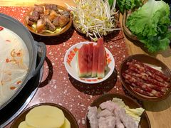 -赵美丽·重庆社区火锅·直营店(火车东站·中豪国际店)