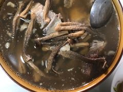 -红蕾家政·保姆·育儿嫂·钟点工