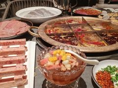 -长嘉·河图火锅(长嘉汇江景旗舰店)