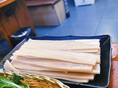 -曹丞相·地锅鸡·地锅鱼(武林店)