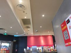 大堂-肯德基(观海卫大润发店)