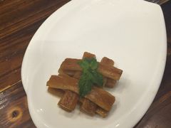 -春天里·老街坊餐厅(港隆广场店)
