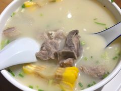 排骨玉米汤-沪西老弄堂面馆(定西路店)