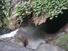 -龙水峡地缝景区