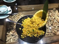 菠萝炒饭-隐食私房菜(老街店)