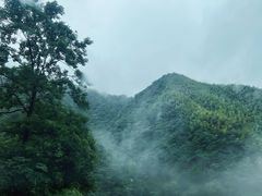 -藏龙百瀑风景区