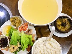 -德致祥云南过桥米线(云天小苑店)