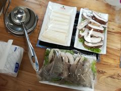 -珍巴奴毛肚牛肉小火锅(四惠店)