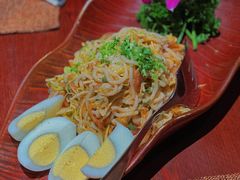 缅式凉鸡米线-花马天堂云南餐厅 Lost Heaven(外滩店)