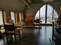 靠窗位-LENBACH兰巴赫西餐啤酒坊(大连东港店)