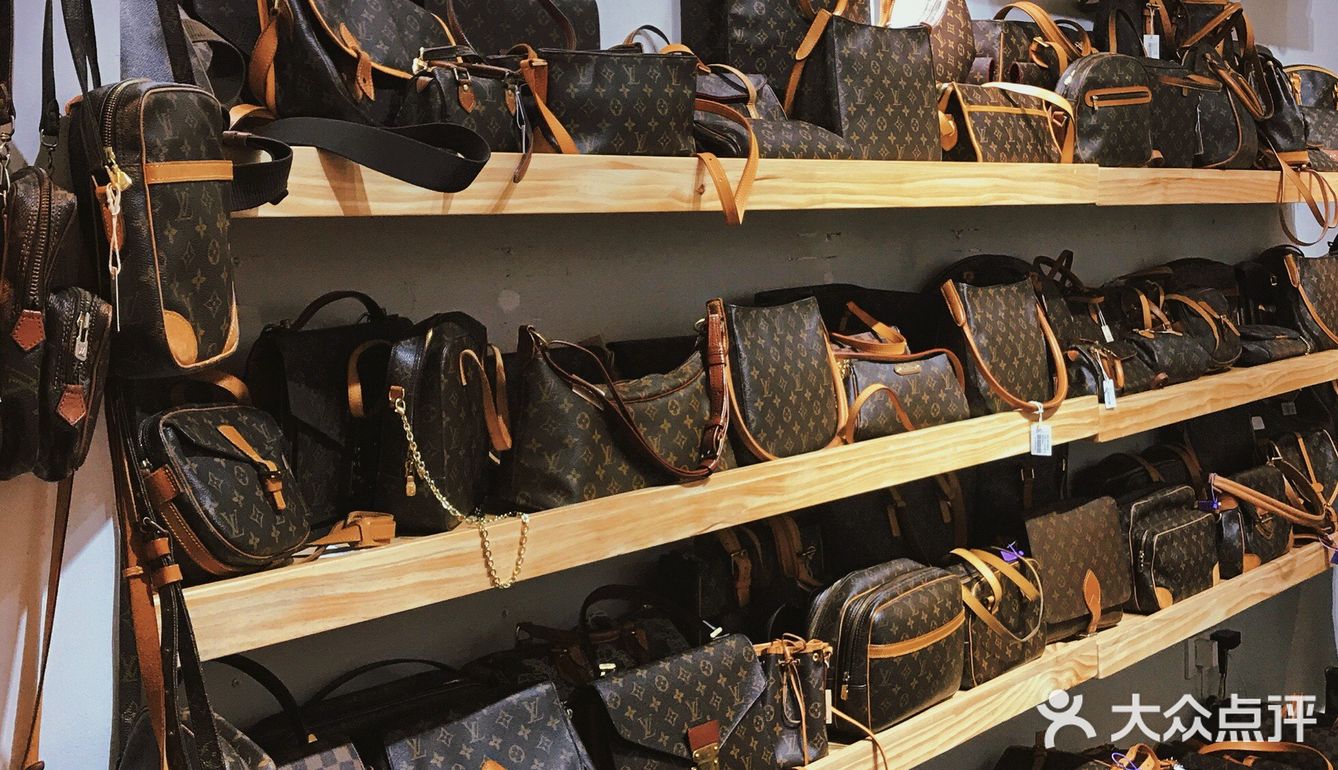 成都探店 | 女生们的梦想一整面墙的LV中古包低至千元💰