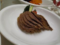 -双子楼大酒店(城开国际写字楼店)